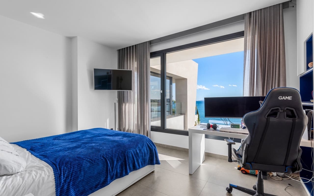 6 camera da letto Villa in vendita in Cabo Roig con piscina - 4.750.000 € (Rif: 9880206)