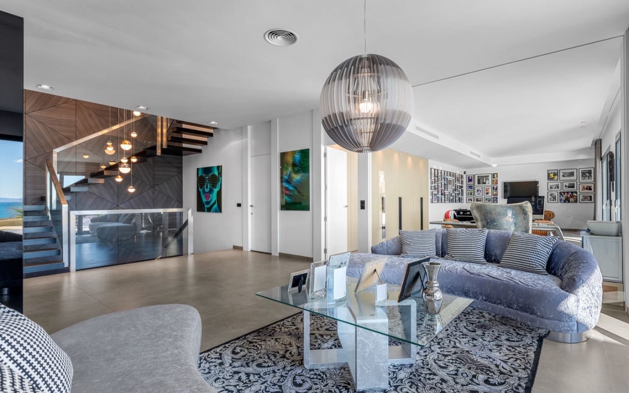 6 camera da letto Villa in vendita in Cabo Roig con piscina - 4.750.000 € (Rif: 9880206)