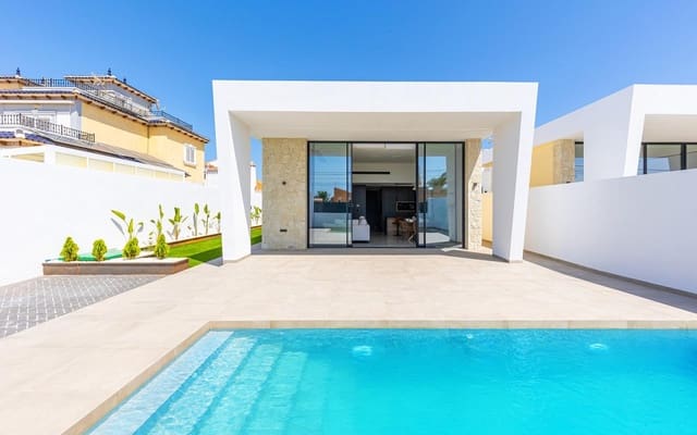 3 soveværelse Villa til salg i Los Balcones med swimmingpool - € 700.000 (Ref: 9880210)