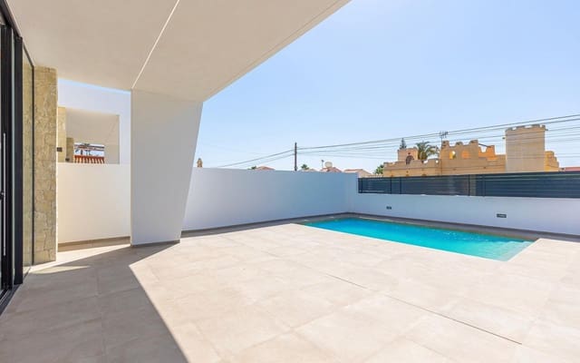 3 soveværelse Villa til salg i Los Balcones med swimmingpool - € 700.000 (Ref: 9880210)