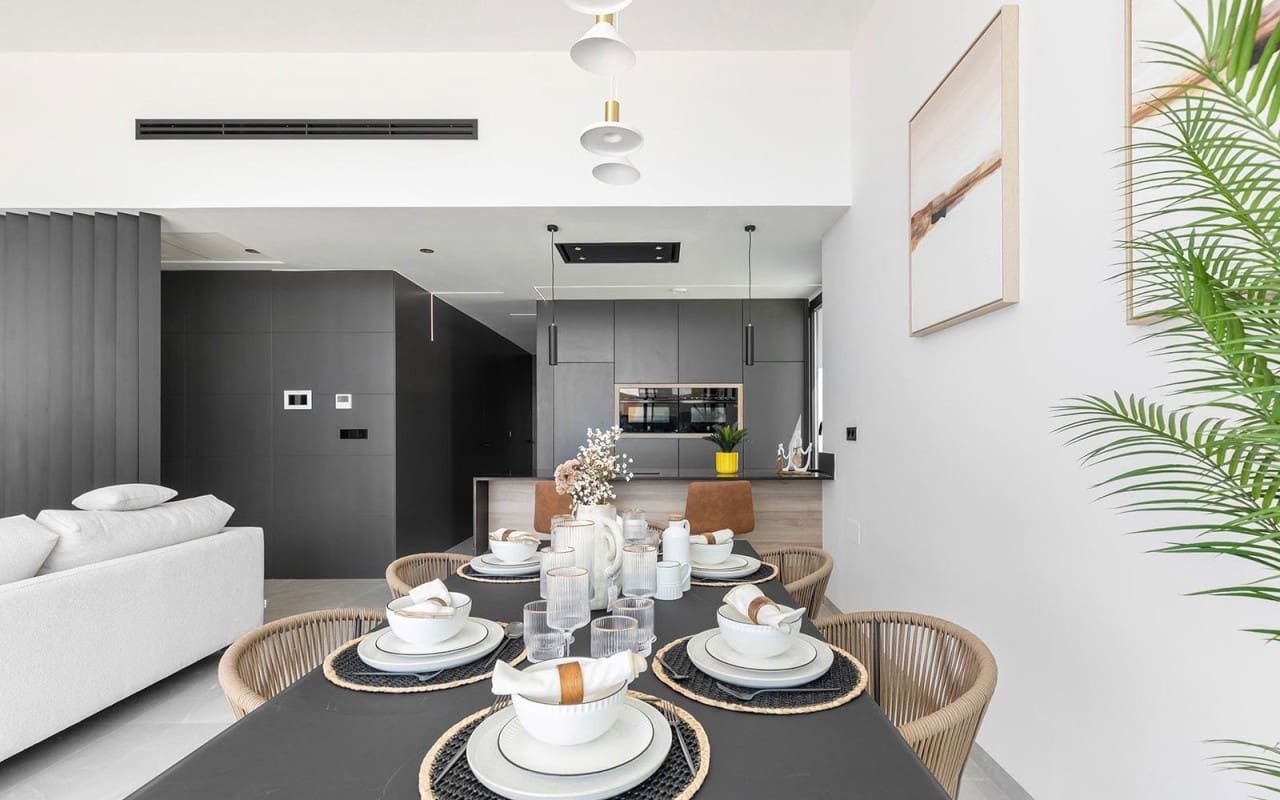 3 soveværelse Villa til salg i Los Balcones med swimmingpool - € 700.000 (Ref: 9880210)