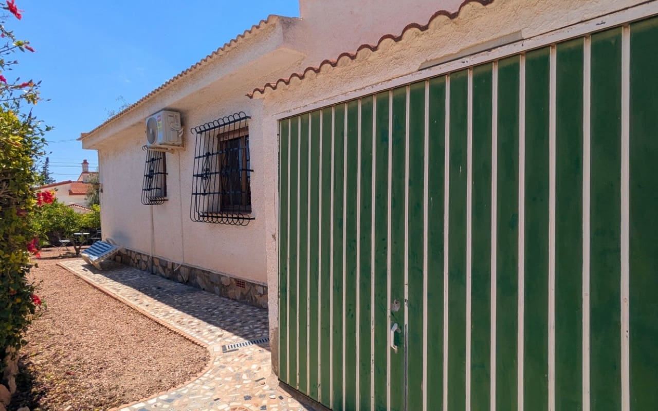 4 Zimmer Villa zu verkaufen in Ciudad Quesada mit Pool - 385.000 € (Ref: 9902208)