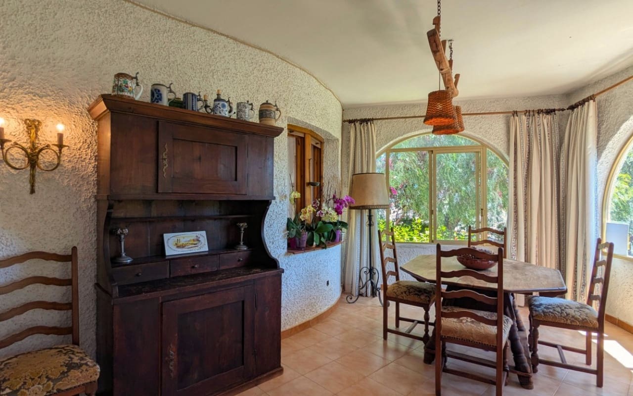 4 Zimmer Villa zu verkaufen in Ciudad Quesada mit Pool - 385.000 € (Ref: 9902208)
