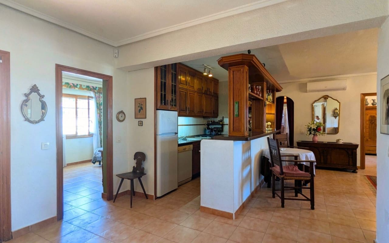 4 Zimmer Villa zu verkaufen in Ciudad Quesada mit Pool - 385.000 € (Ref: 9902208)