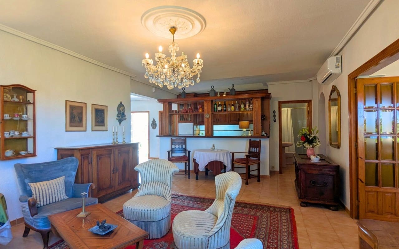 4 Zimmer Villa zu verkaufen in Ciudad Quesada mit Pool - 385.000 € (Ref: 9902208)