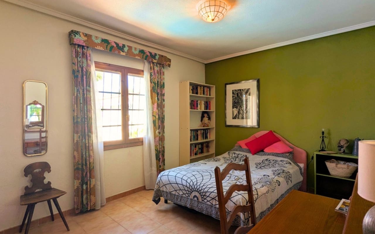 4 Zimmer Villa zu verkaufen in Ciudad Quesada mit Pool - 385.000 € (Ref: 9902208)