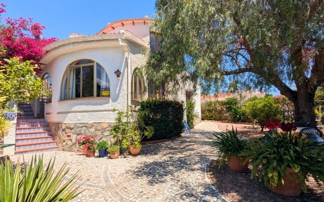 4 Zimmer Villa zu verkaufen in Ciudad Quesada, Rojales mit Pool - 385.000 € (Ref: 9902208)