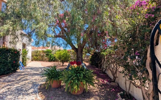 4 Zimmer Villa zu verkaufen in Ciudad Quesada, Rojales mit Pool - 385.000 € (Ref: 9902208)