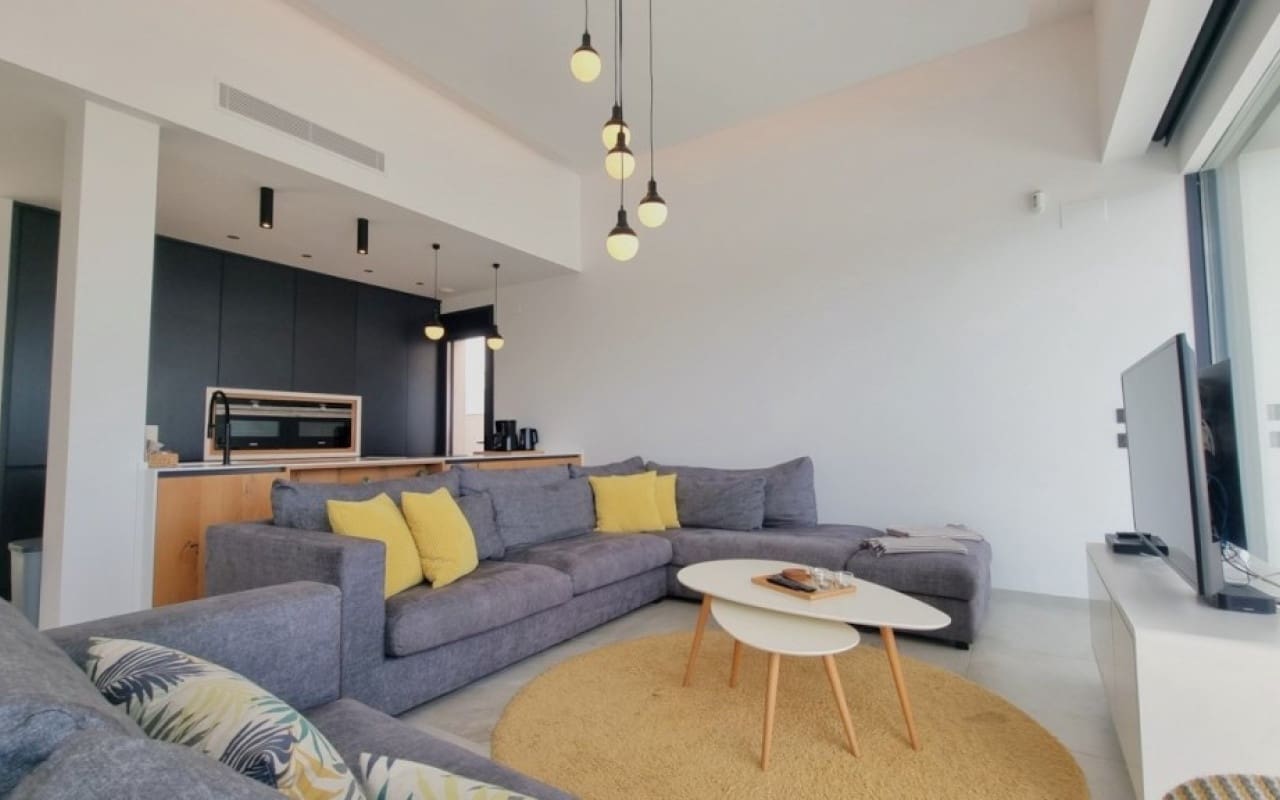 4 soveværelse Villa til salg i Rojales med swimmingpool - € 660.000 (Ref: 9902210)