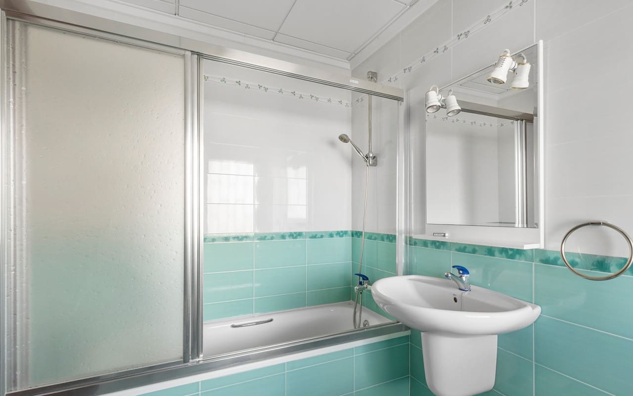 5 slaapkamer Villa te koop in Filipinas - € 599.900 (Ref: 9902211)