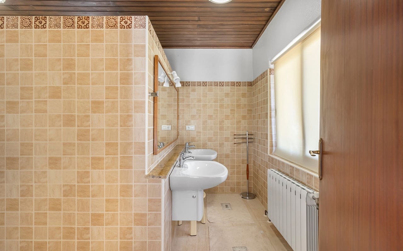 5 slaapkamer Villa te koop in Filipinas - € 599.900 (Ref: 9902211)