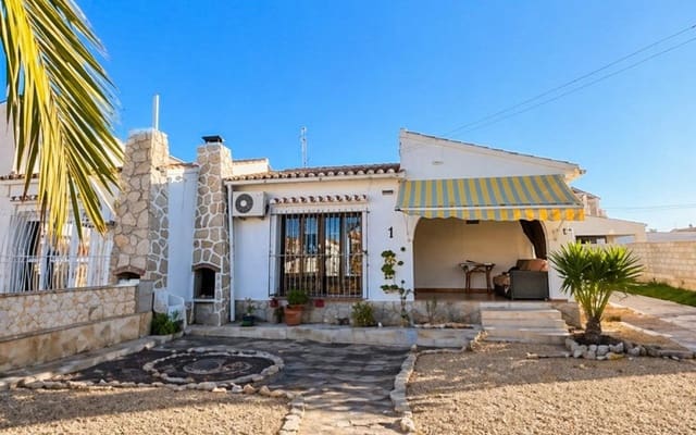 2 soveværelse Villa til salg i Aguas Nuevas, Torrevieja - € 299.000 (Ref: 9902212)