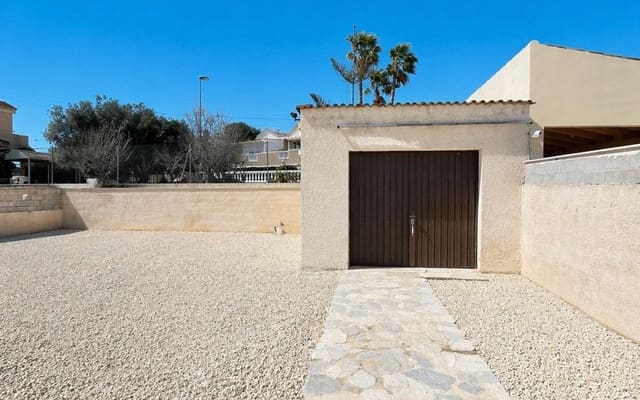 2 soveværelse Villa til salg i Aguas Nuevas, Torrevieja - € 299.000 (Ref: 9902212)