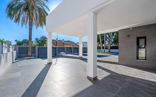 4 soverom Villa til salgs i Dehesa de Campoamor, Orihuela med svømmebasseng - € 985 000 (Ref: 9902213)