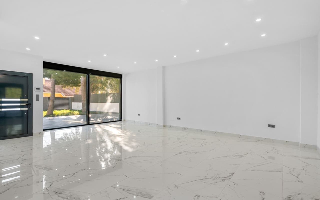 4 soverom Villa til salgs i Campoamor med svømmebasseng - € 985 000 (Ref: 9902213)