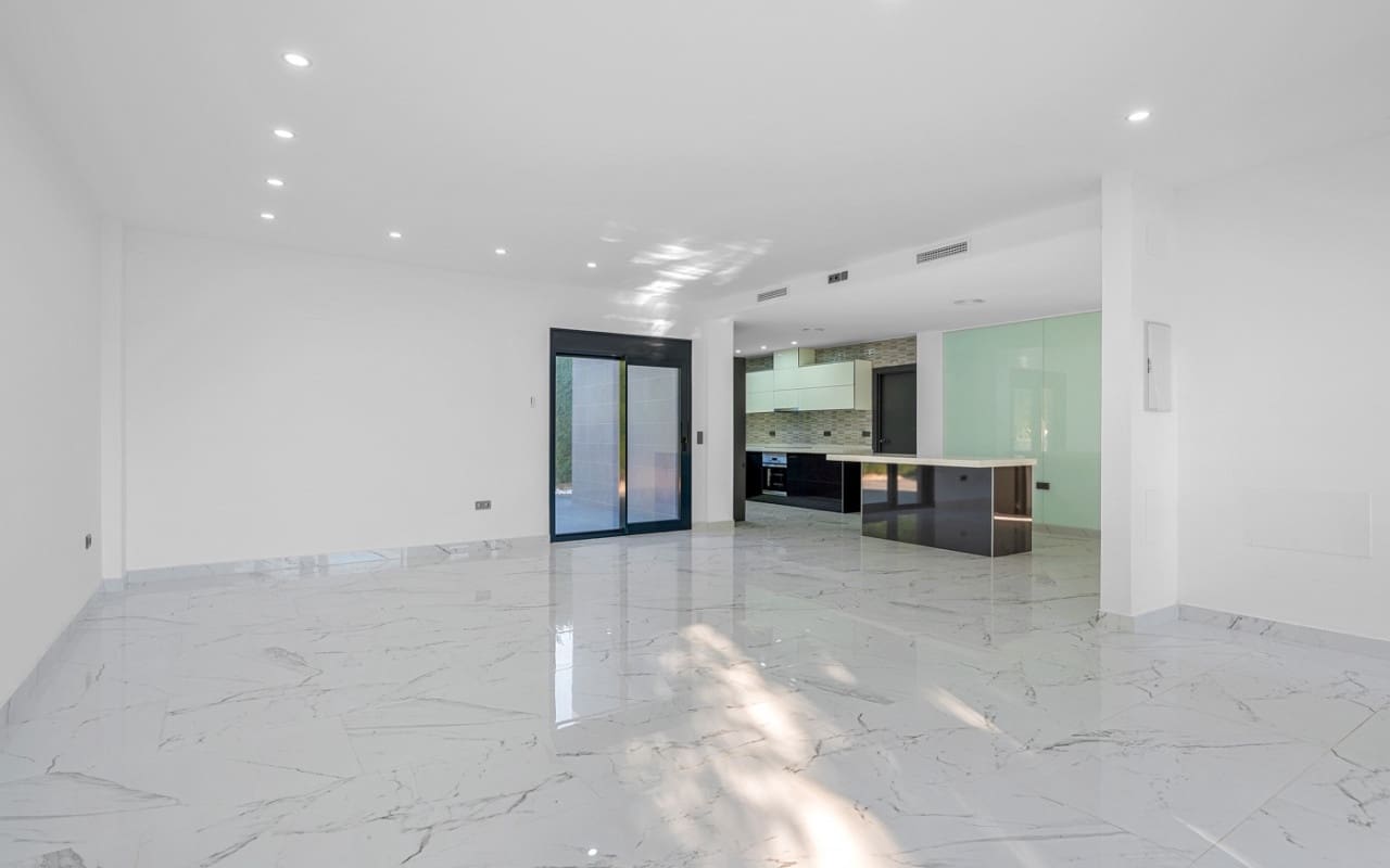 4 soverom Villa til salgs i Campoamor med svømmebasseng - € 985 000 (Ref: 9902213)