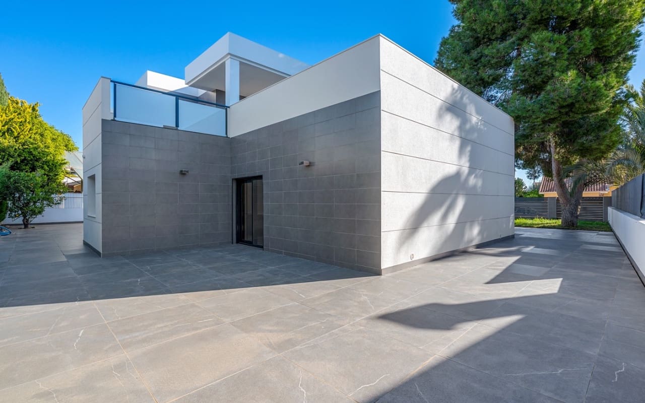 4 soverom Villa til salgs i Campoamor med svømmebasseng - € 985 000 (Ref: 9902213)
