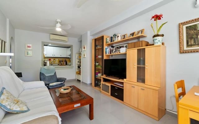 3 slaapkamer Appartement te koop in Dehesa de Campoamor, Orihuela met zwembad - € 215.000 (Ref: 9902215)