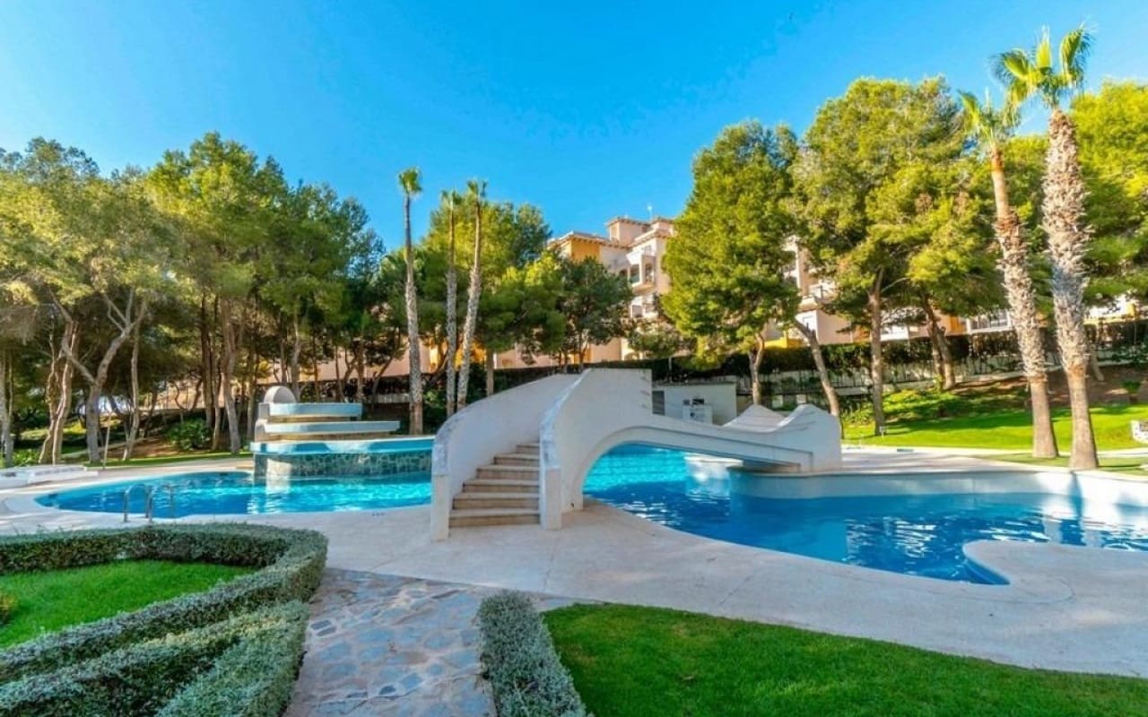 3 slaapkamer Appartement te koop in Dehesa de Campoamor met zwembad - € 215.000 (Ref: 9902215)
