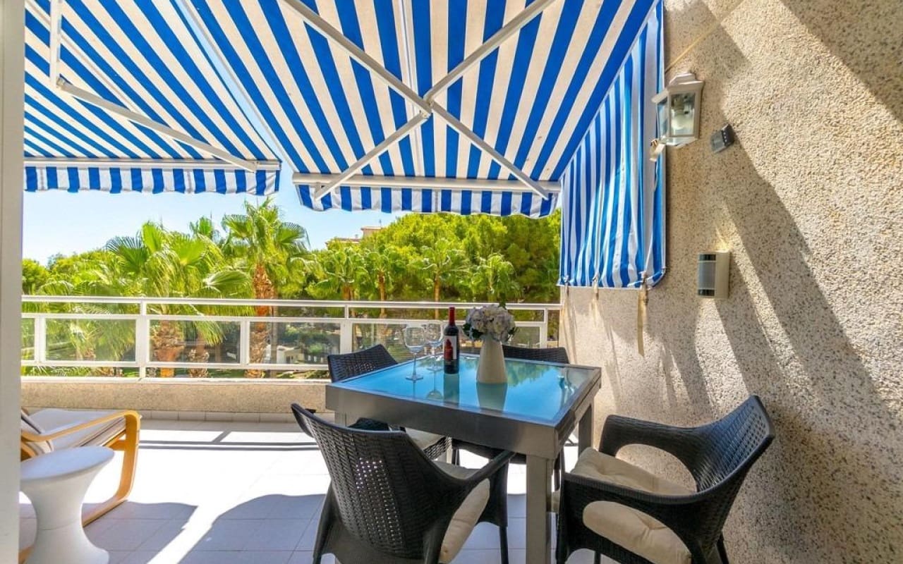 3 slaapkamer Appartement te koop in Dehesa de Campoamor met zwembad - € 215.000 (Ref: 9902215)