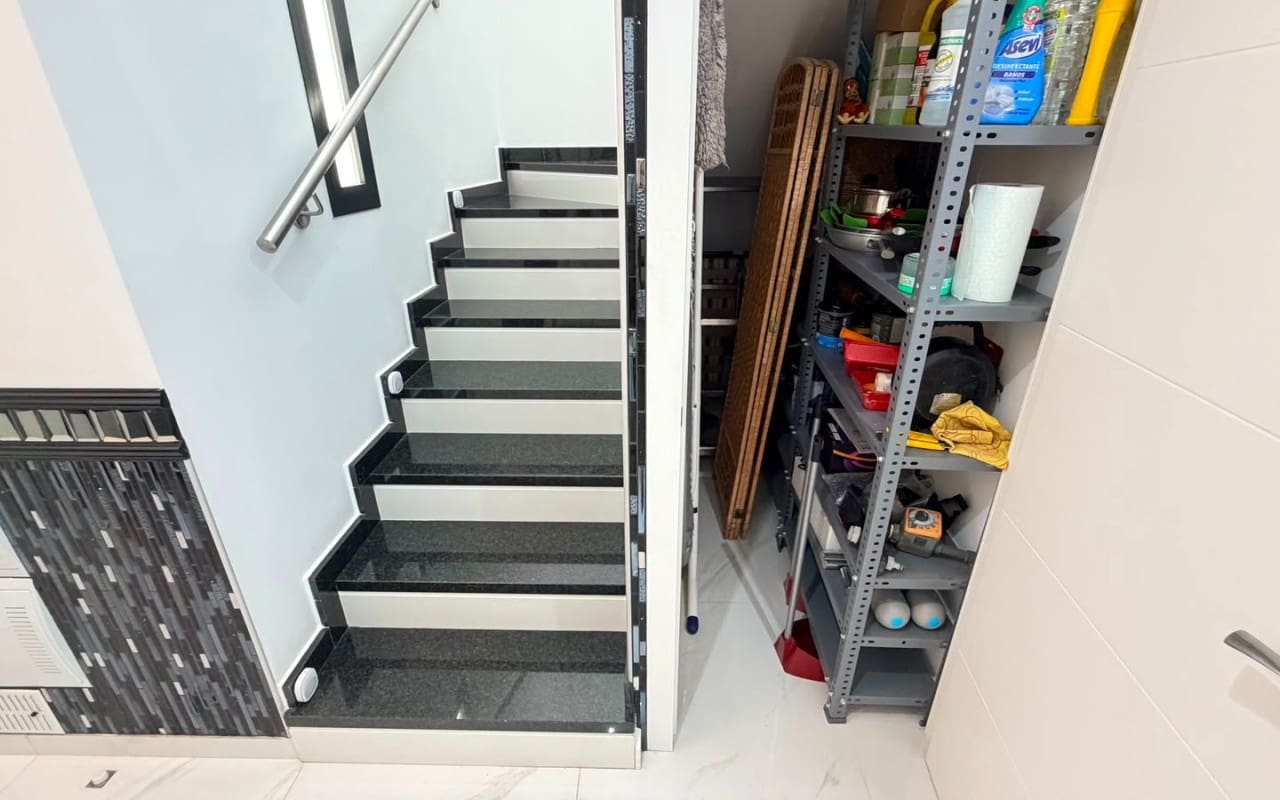3 makuuhuone Huvila myytävänä paikassa Los Montesinos mukana uima-altaan - 425 000 € (Ref: 9905064)