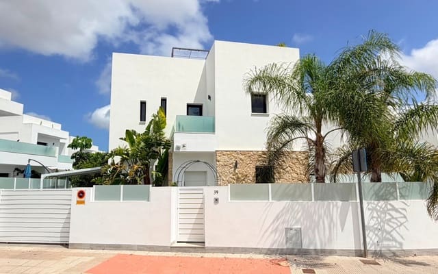 3 makuuhuone Huvila myytävänä paikassa Los Montesinos mukana uima-altaan - 425 000 € (Ref: 9905064)
