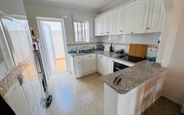 2 bedroom Townhouse for sale in Daya Nueva with pool - € 140,000 (Ref: 9905065)