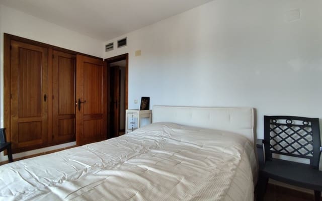 2 soveværelse Penthouse til salg i Punta Prima, Torrevieja med swimmingpool - € 299.900 (Ref: 9905068)