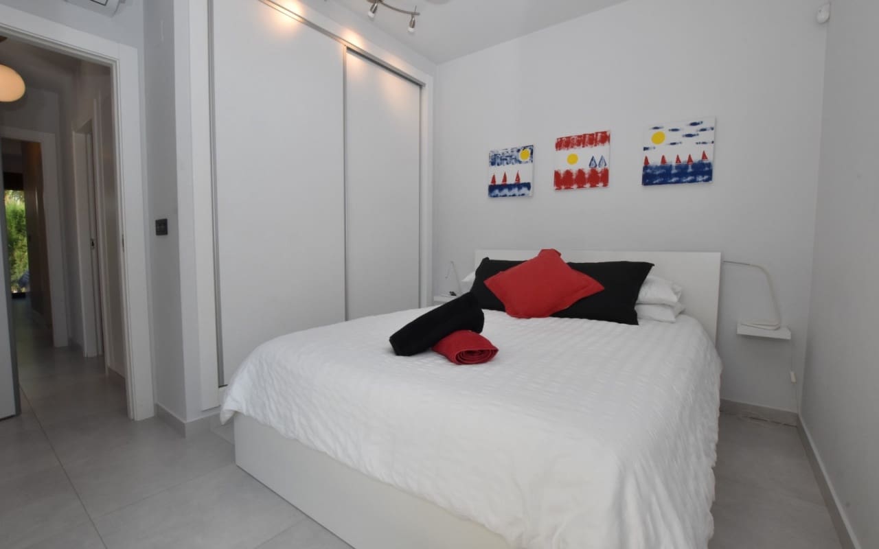 2 slaapkamer Appartement te koop in Algorfa - € 235.000 (Ref: 9905072)
