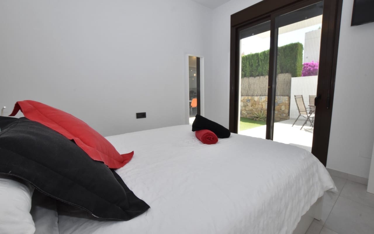 2 slaapkamer Appartement te koop in Algorfa - € 235.000 (Ref: 9905072)