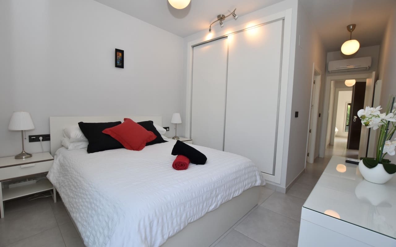 2 slaapkamer Appartement te koop in Algorfa - € 235.000 (Ref: 9905072)
