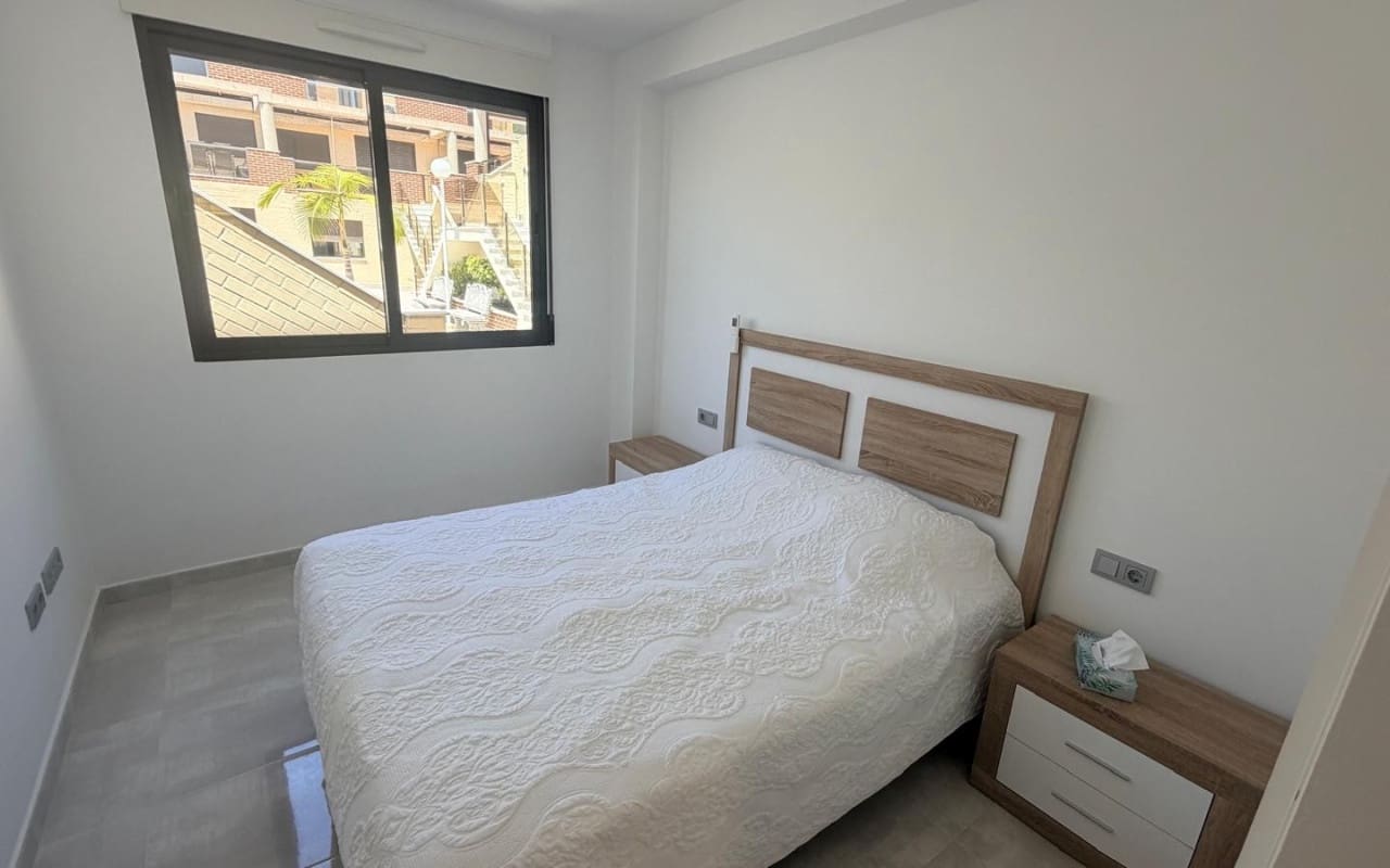 3 bedroom Apartment for sale in Orihuela Costa with pool - € 215,000 (Ref: 9905073)