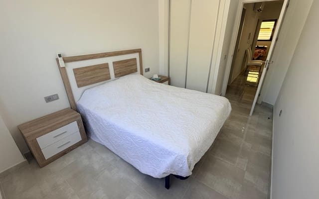 3 bedroom Apartment for sale in Lomas de Cabo Roig - Los Dolses, Orihuela with pool - € 215,000 (Ref: 9905073)