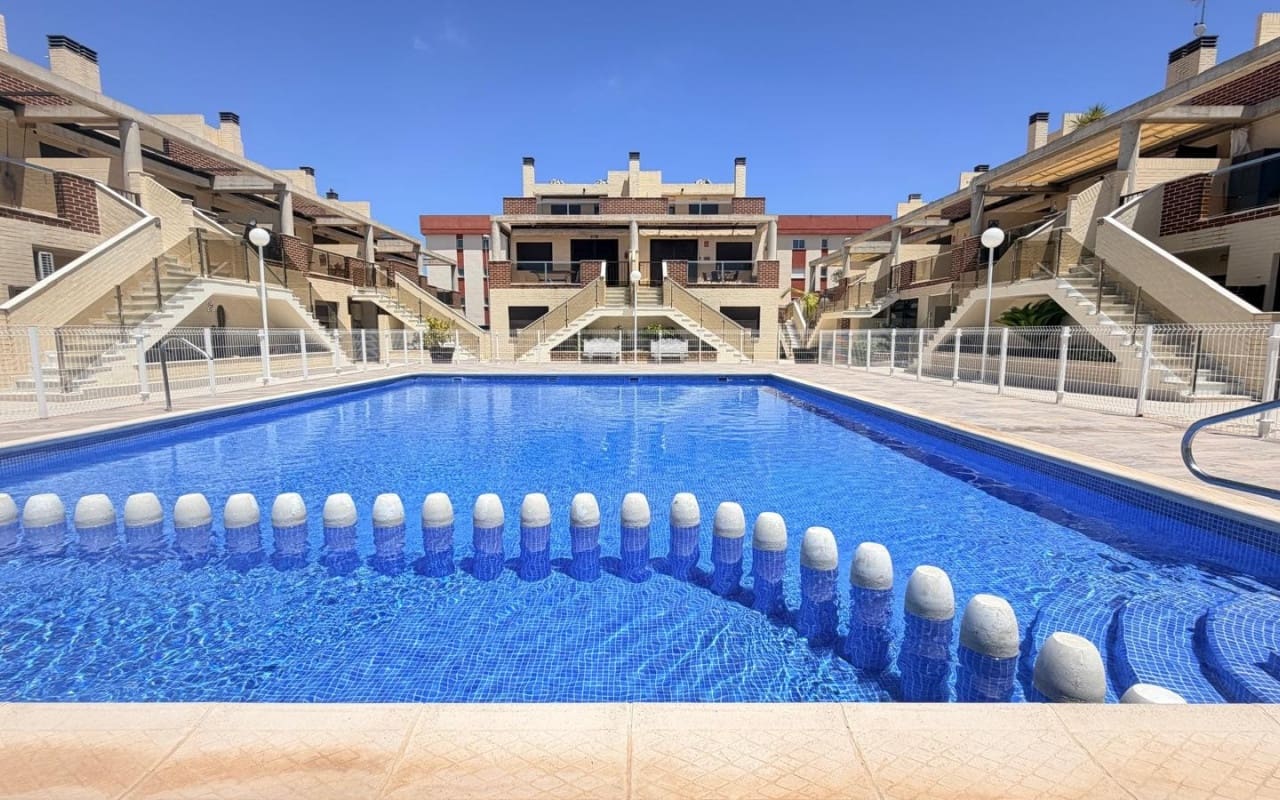 3 bedroom Apartment for sale in Orihuela Costa with pool - € 215,000 (Ref: 9905073)
