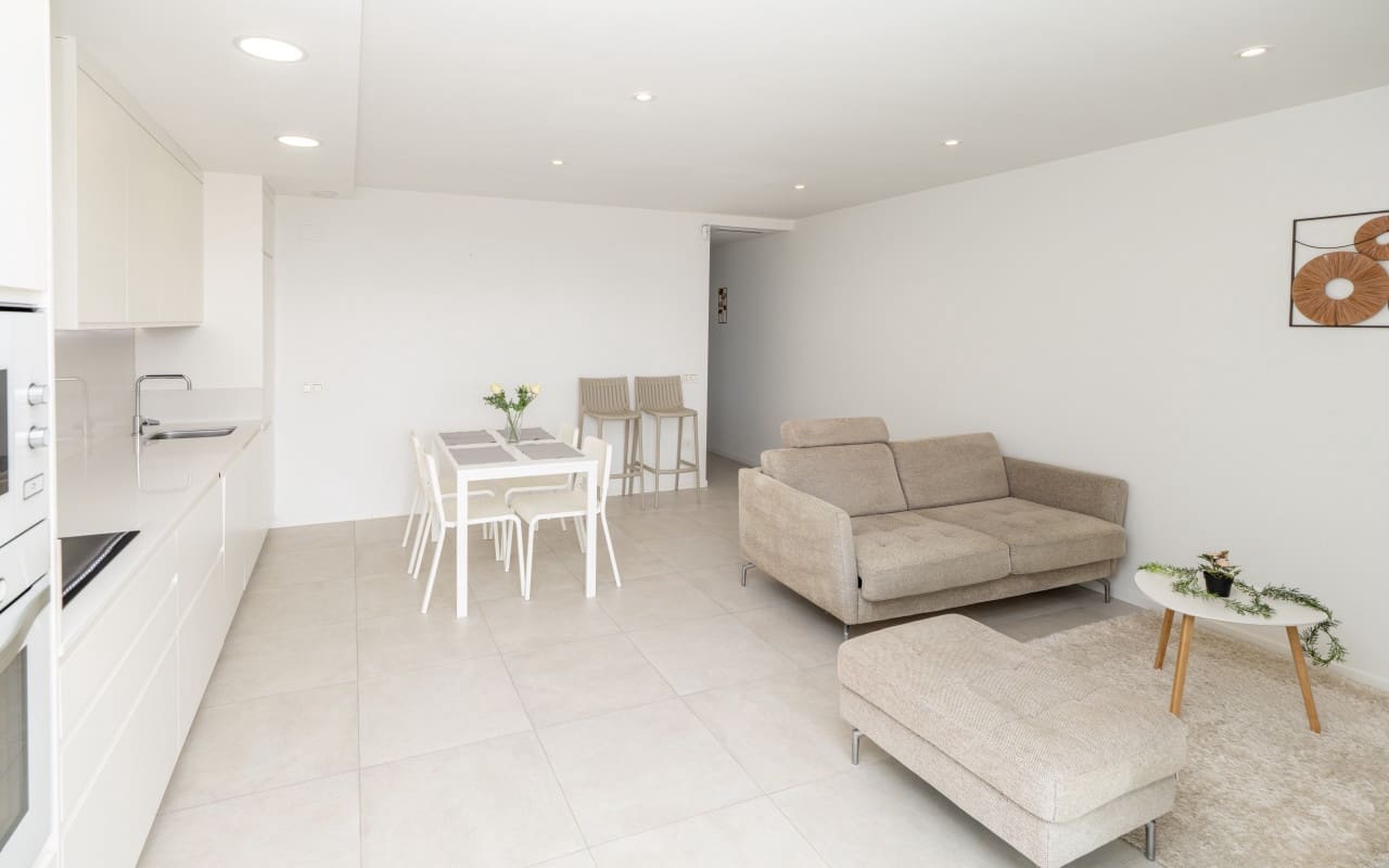 1 quarto Penthouse para venda em Playa Flamenca com piscina - 249 000 € (Ref: 9905074)
