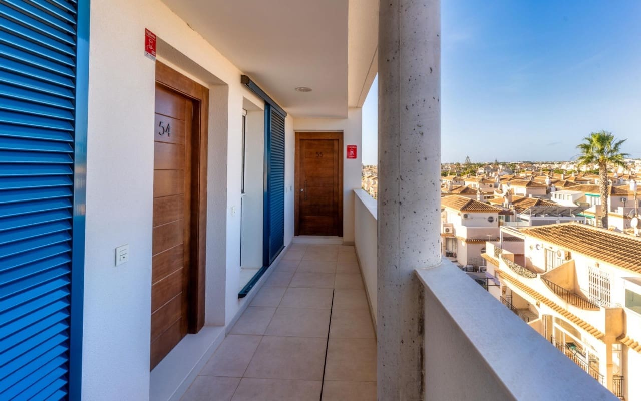 1 quarto Penthouse para venda em Playa Flamenca com piscina - 249 000 € (Ref: 9905074)