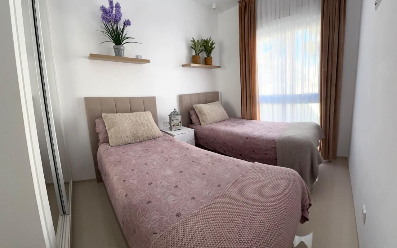 2 Zimmer Apartment zu verkaufen in Ciudad Quesada mit Pool - 310.000 € (Ref: 9905075)