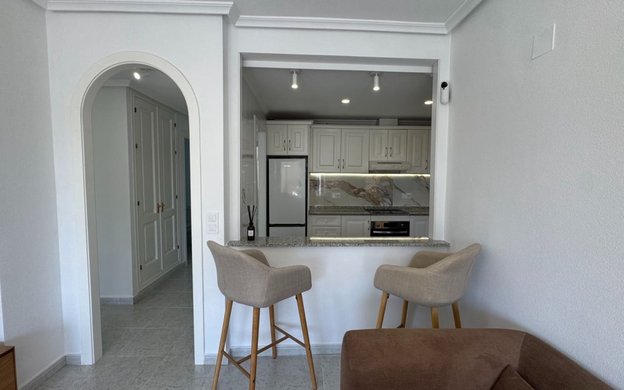 2 chambre Appartement à vendre à Campoamor avec piscine - 220 000 € (Ref: 9905076)