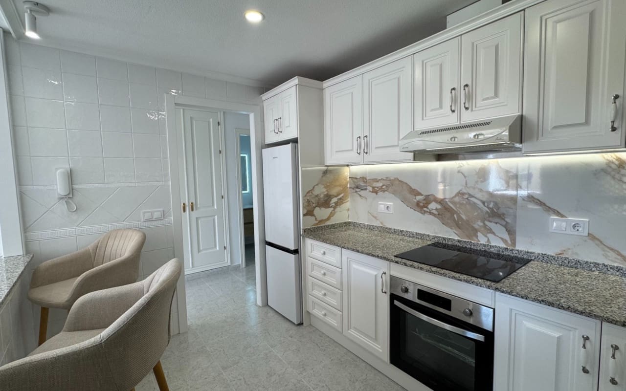 2 chambre Appartement à vendre à Campoamor avec piscine - 220 000 € (Ref: 9905076)