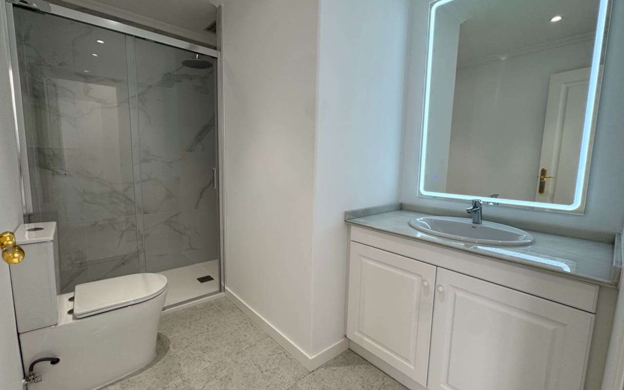 2 chambre Appartement à vendre à Campoamor avec piscine - 220 000 € (Ref: 9905076)