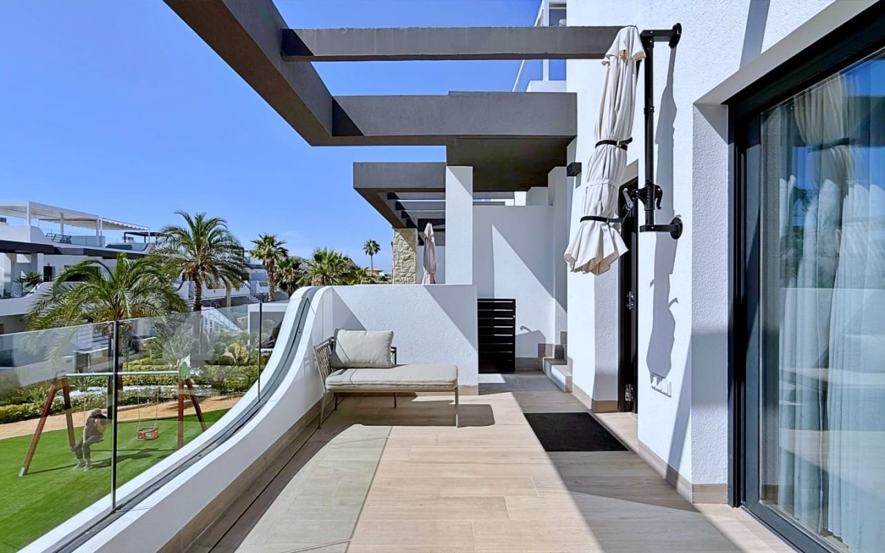 2 quarto Penthouse para venda em Orihuela Costa - 379 000 € (Ref: 9908779)