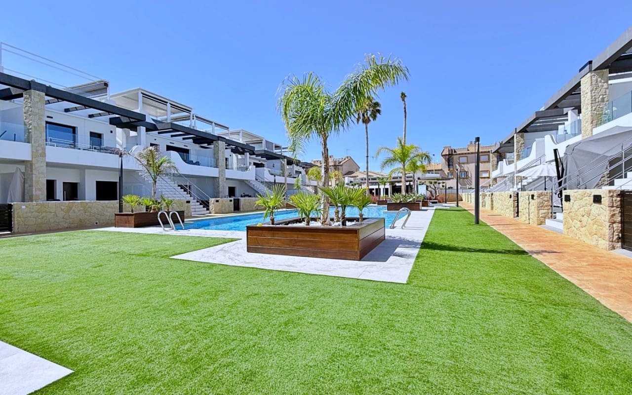 2 quarto Penthouse para venda em Orihuela Costa - 379 000 € (Ref: 9908779)