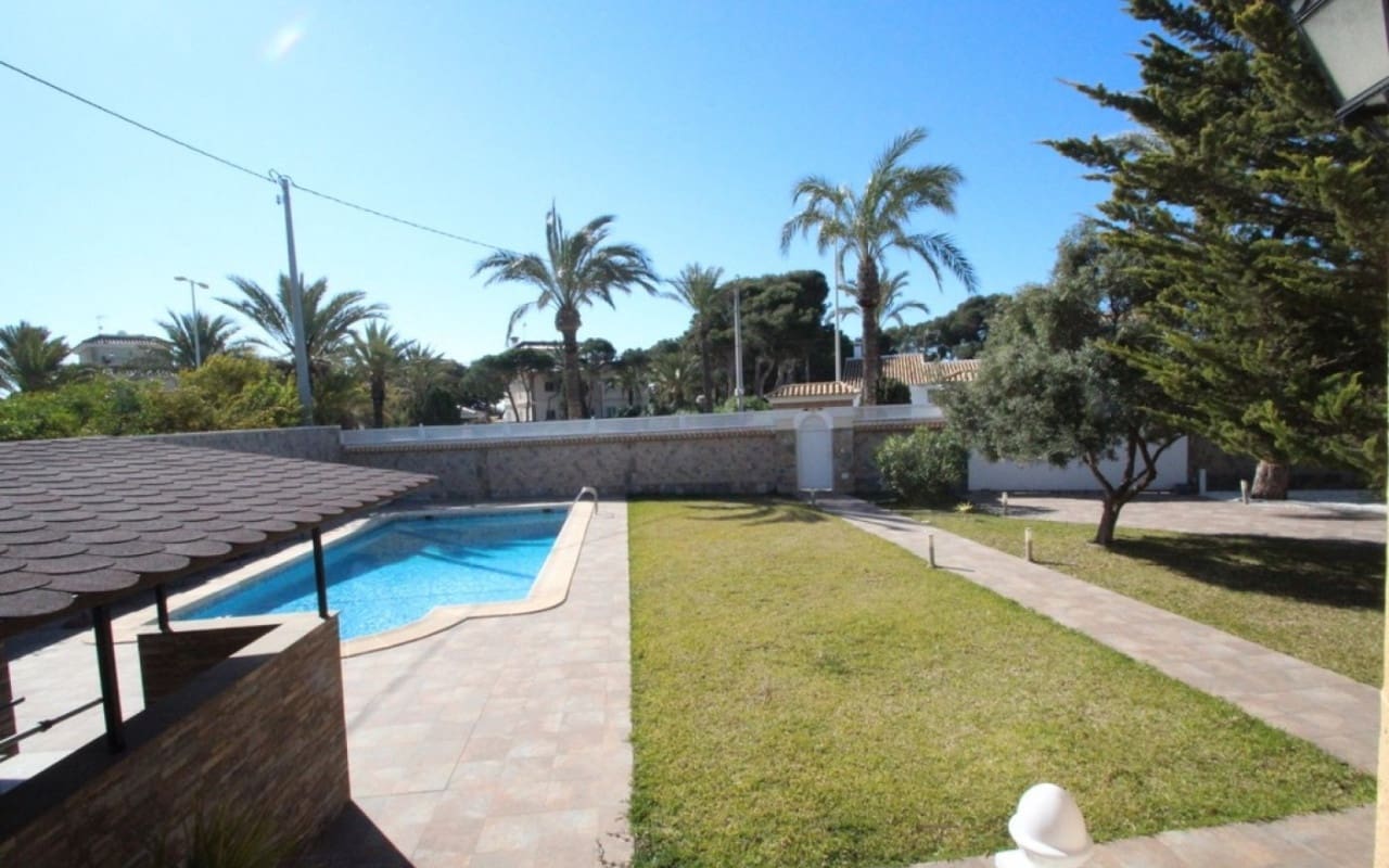 5 sovrum Villa till salu i Cabo Roig - 1 250 000 € (Ref: 9913703)