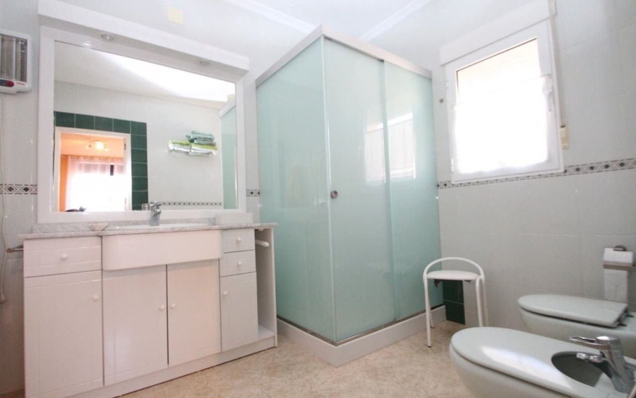 5 sovrum Villa till salu i Cabo Roig - 1 250 000 € (Ref: 9913703)