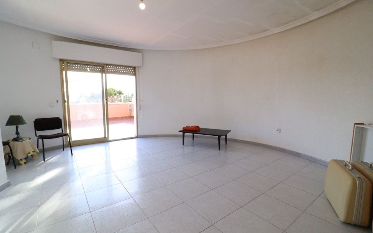 5 slaapkamer Villa te koop in El Chaparral met zwembad - € 850.000 (Ref: 9913704)