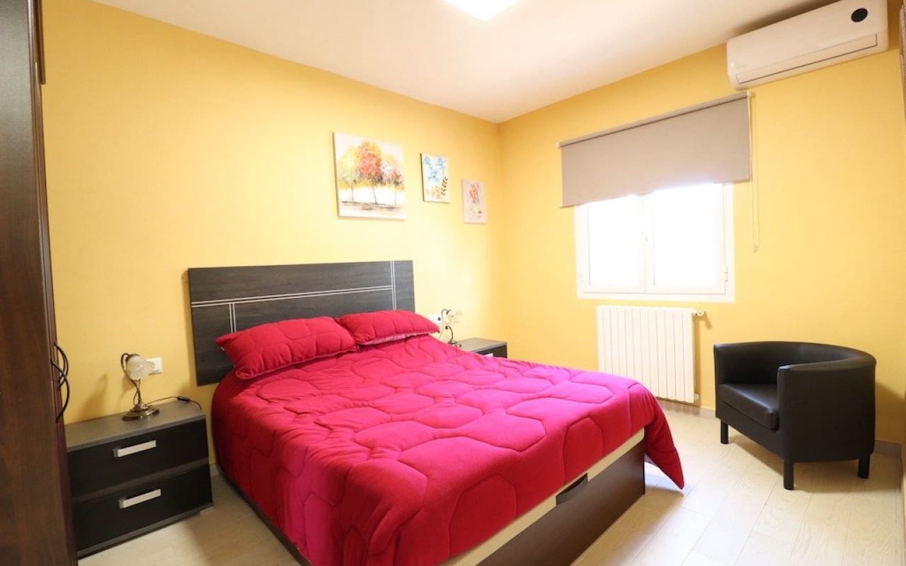 5 slaapkamer Villa te koop in El Chaparral met zwembad - € 850.000 (Ref: 9913704)