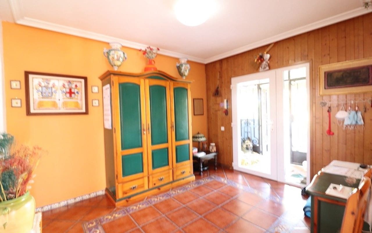 5 slaapkamer Villa te koop in El Chaparral met zwembad - € 850.000 (Ref: 9913704)