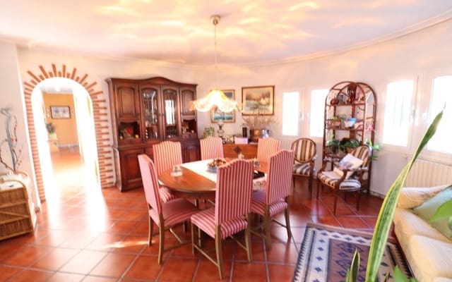 5 slaapkamer Villa te koop in El Chaparral, Torrevieja met zwembad - € 850.000 (Ref: 9913704)