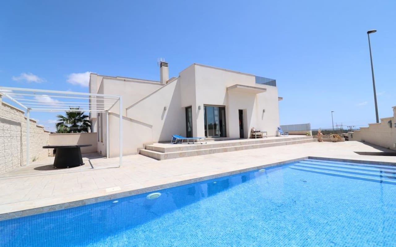 3 makuuhuone Huvila myytävänä paikassa San Miguel de Salinas - 565 000 € (Ref: 9913705)