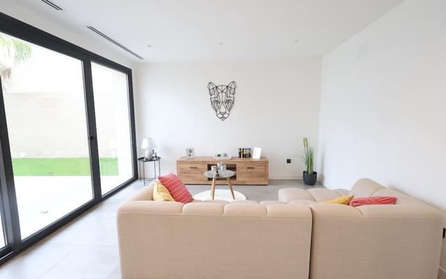 3 bedroom Villa for sale in Torre-Pacheco with pool - € 439,000 (Ref: 9913708)